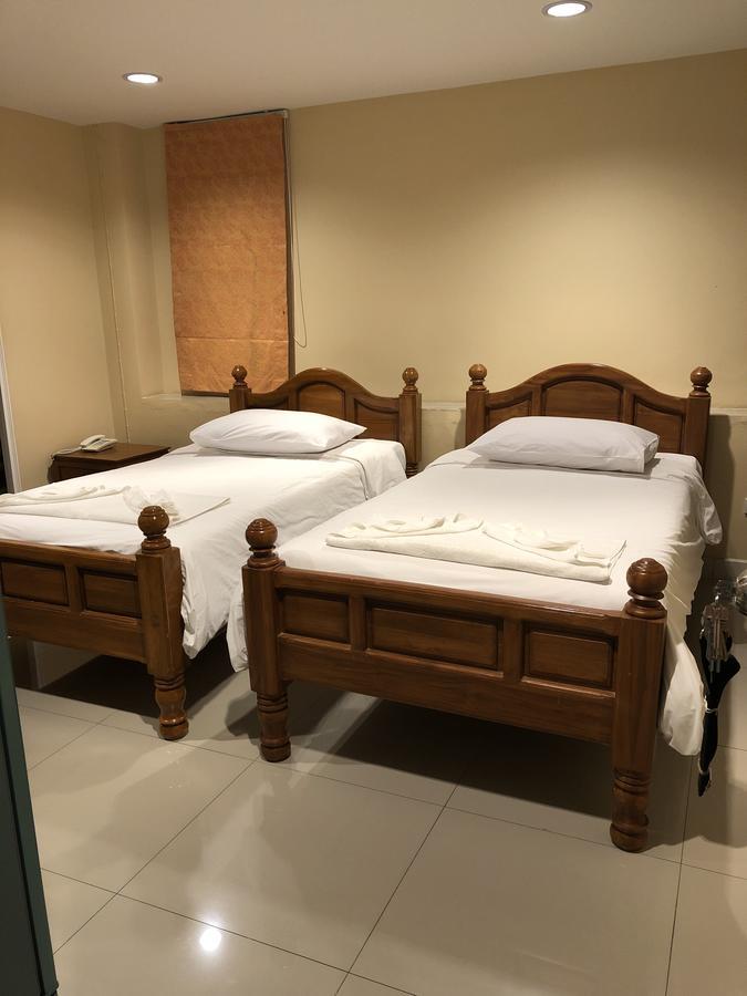 Naithon Beach Residence Екстериор снимка