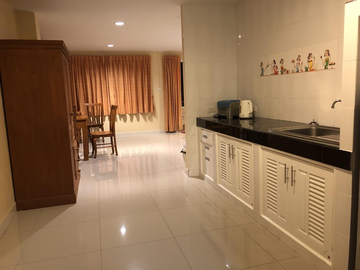 Naithon Beach Residence Екстериор снимка